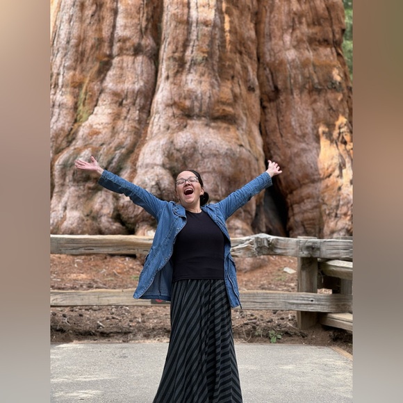 Meet your Posher, Marcy - Picture 2 of 5